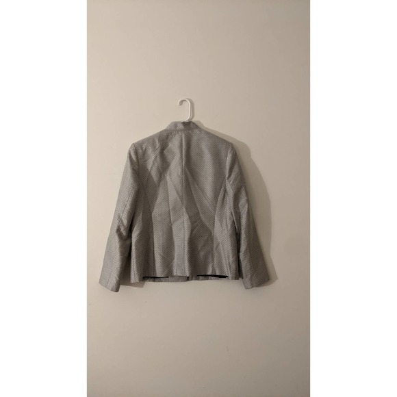 Talbots Black and White Hidden Button Blazer, Size 10 - Picture 2 of 7